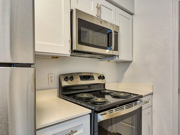 Lake Hefner Townhomes — Photo 18