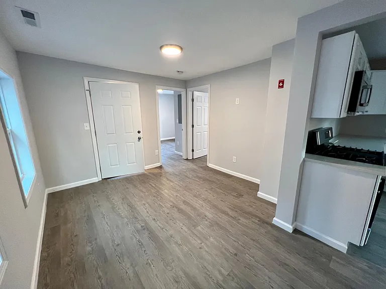 415 Hollister Ave #2 — Photo 4