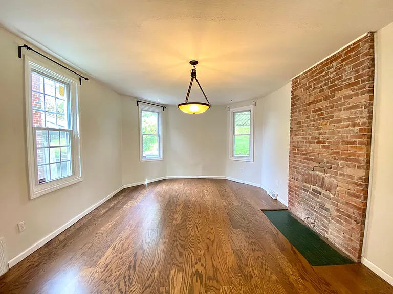 1518 Orangewood Ave — Photo 6