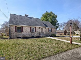 220 N Stephen Pl, Hanover, PA 17331