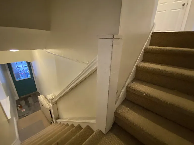 412 Dovercourt Rd #UPPER — Photo 25