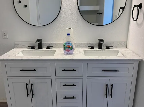 731 Deerbrush Ct SW, Los Lunas, NM 87031