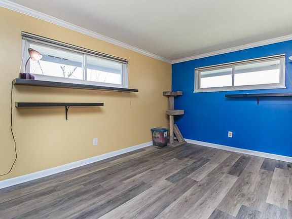 4th image of 3606 Utica Dr