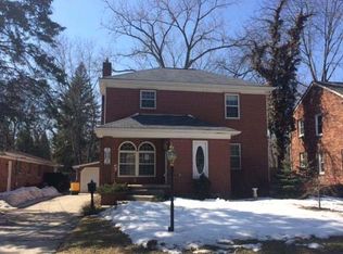 22605 Brookdale St, Farmington, MI 48336