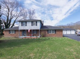 8230 Mann Rd, Indianapolis, IN 46221