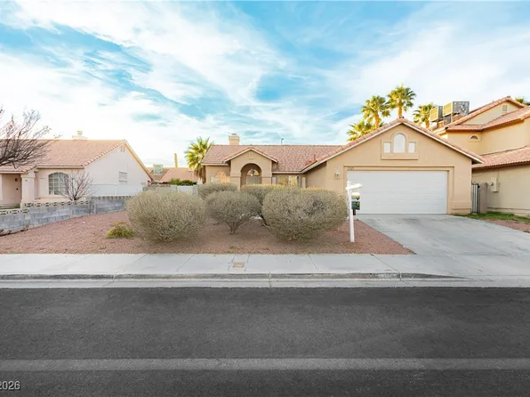 5525 Rock Creek Ln, Las Vegas, NV 89130