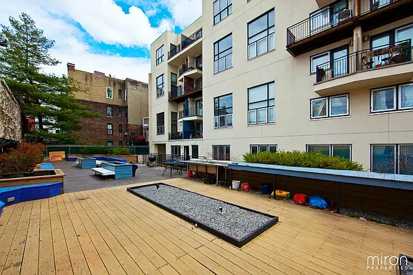 Rented by Miron Properties | media 20