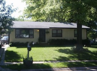 6203 Scott St, Davenport, IA 52806