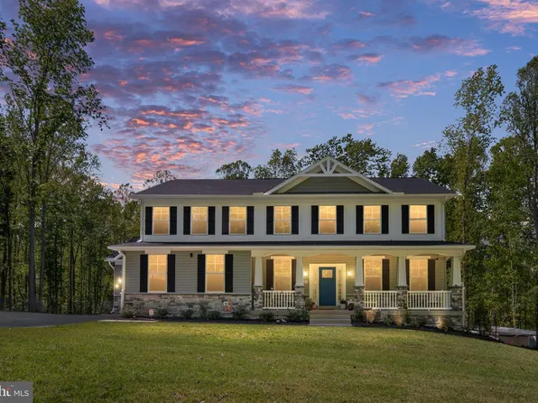 52 Acorn Ridge Ct, Fredericksburg, VA 22406