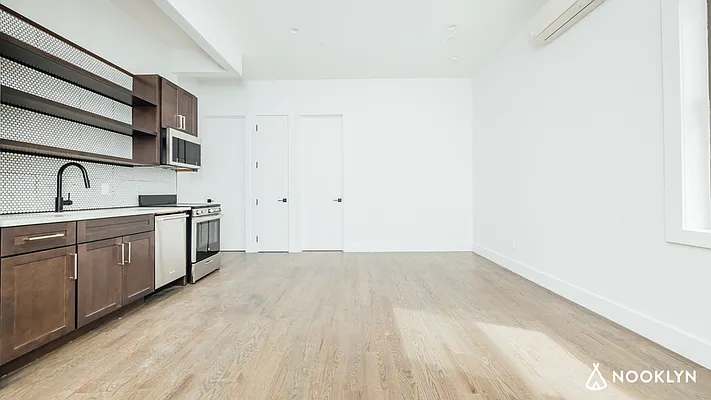 Rented by Nooklyn NYC LLC | media 12