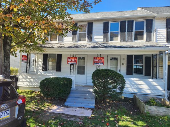 879 Center St #2