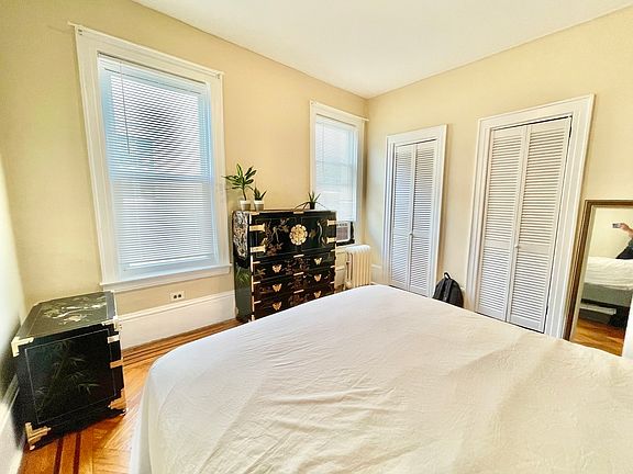 4th image of 30-40 35th St #2