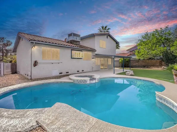 1621 Amalfi Ct, Las Vegas, NV 89117