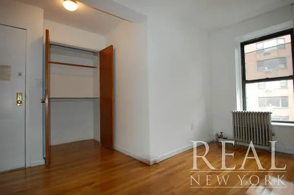 Rented by REAL New York | media 18