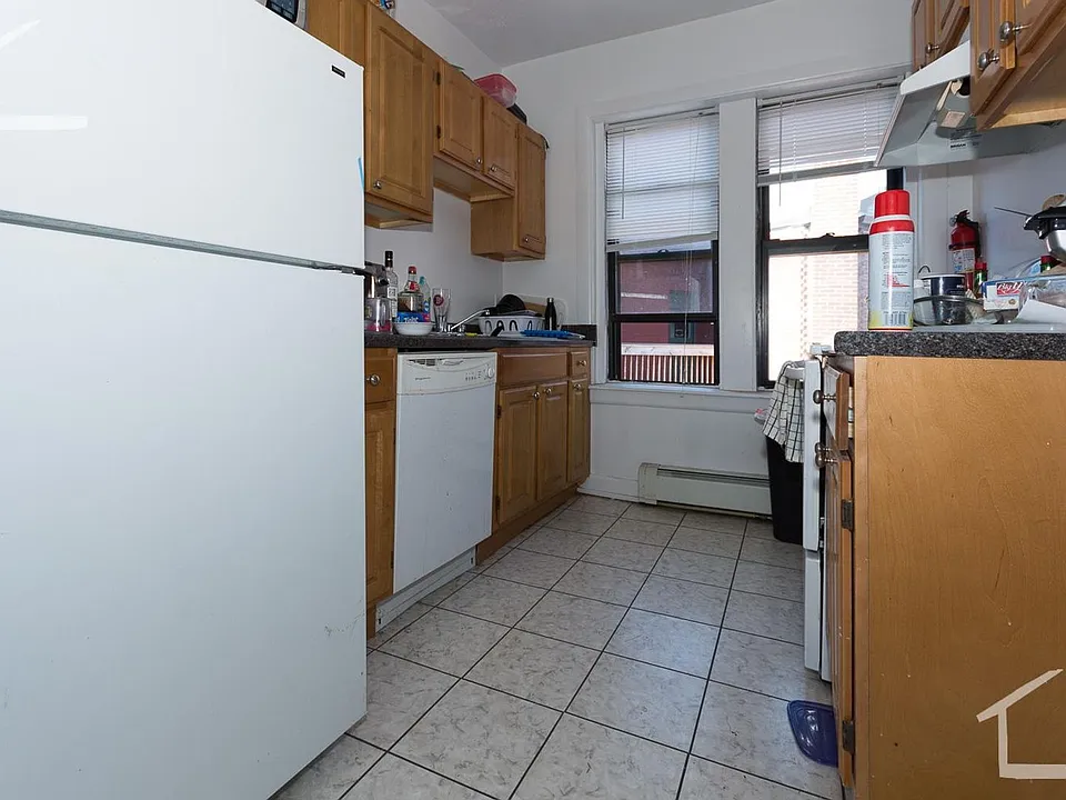 1960 Beacon St #9