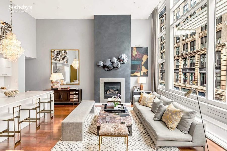 1st image of 16 Warren St #Townhouse