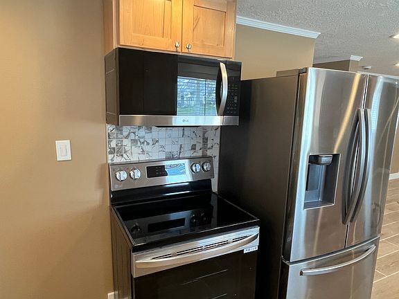 3rd image of 3114 S 800 E