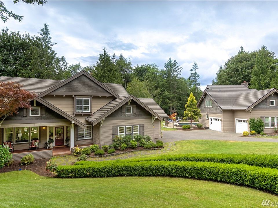 1st image of 13318 Bracken Fern Dr NW