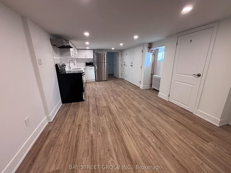 1311 Pape Ave #2 — Photo 9