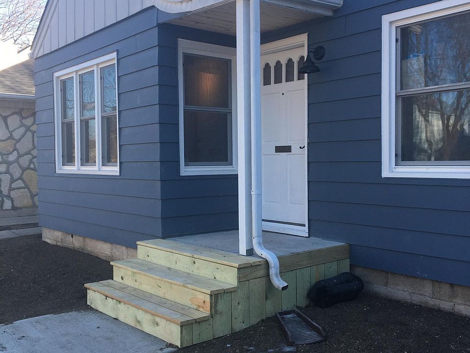 1st image of 4776 N Diversey Blvd