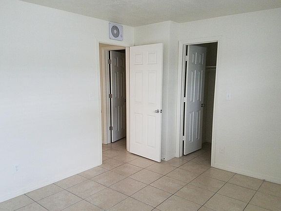 5th image of 4701 68th St N #B4