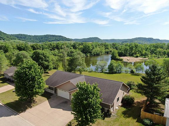2nd image of 103 Sand Lake COURT #105
