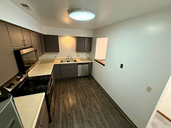 5th image of 5615 Baronswood Cir APT 204