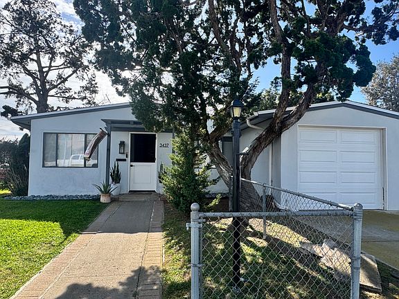 2nd image of 3437 Idlewild Way