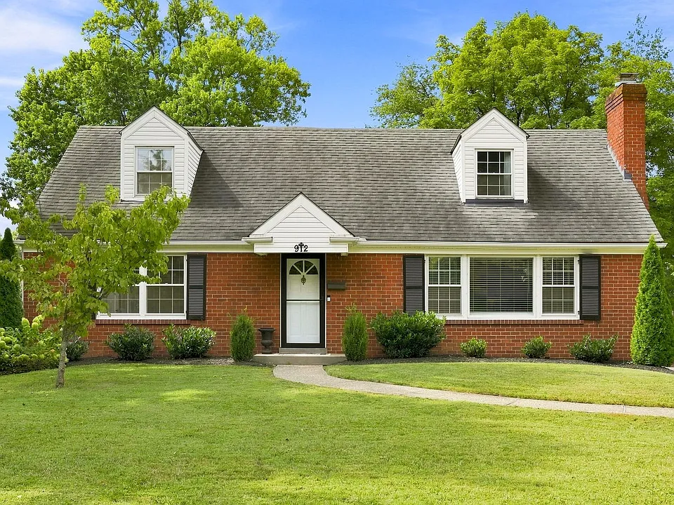 912 Beechwood Rd