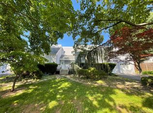 7-9 Auld Way, Edison, NJ 08817