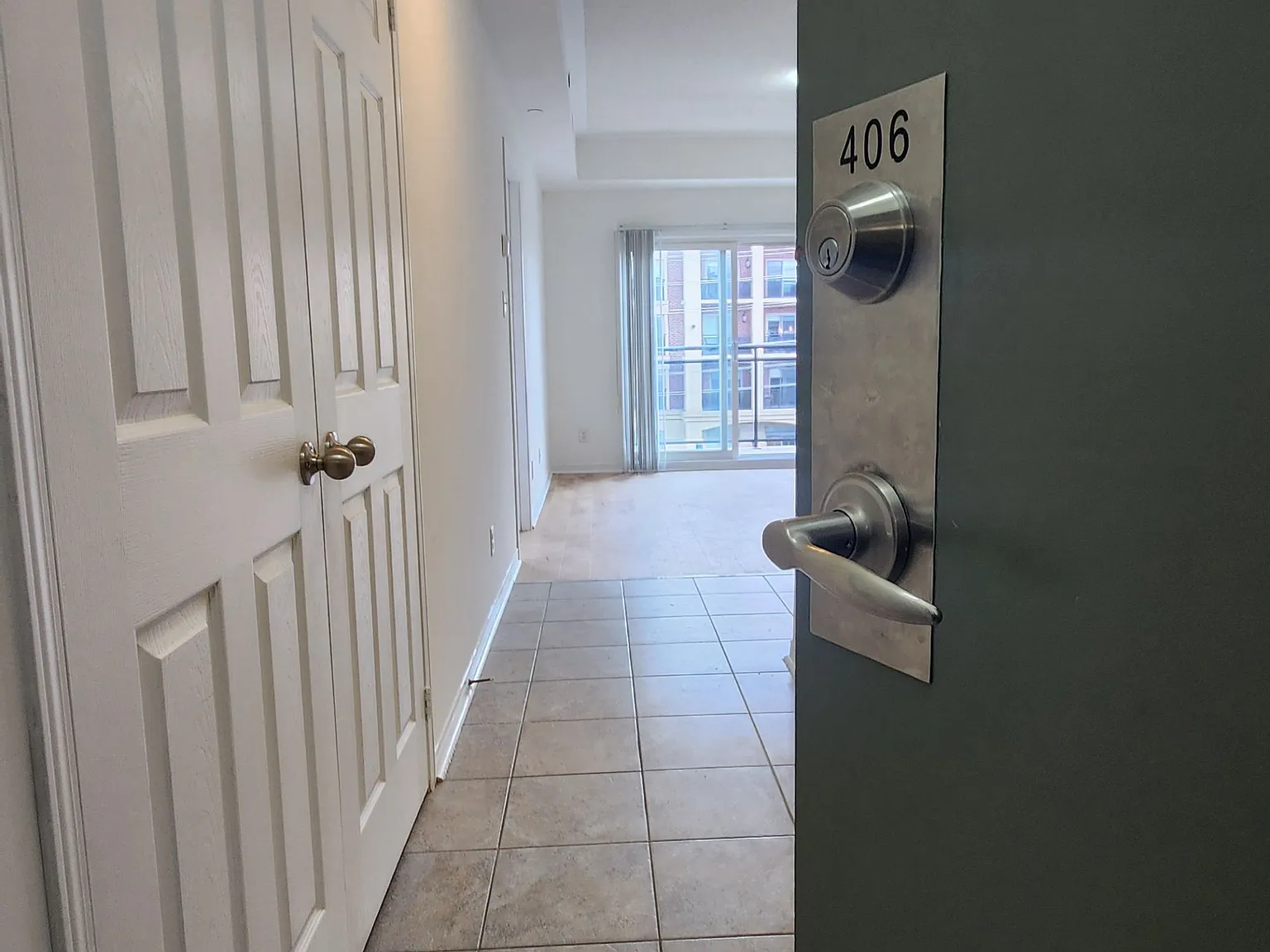 1 bed, $2,190 — Photo 3