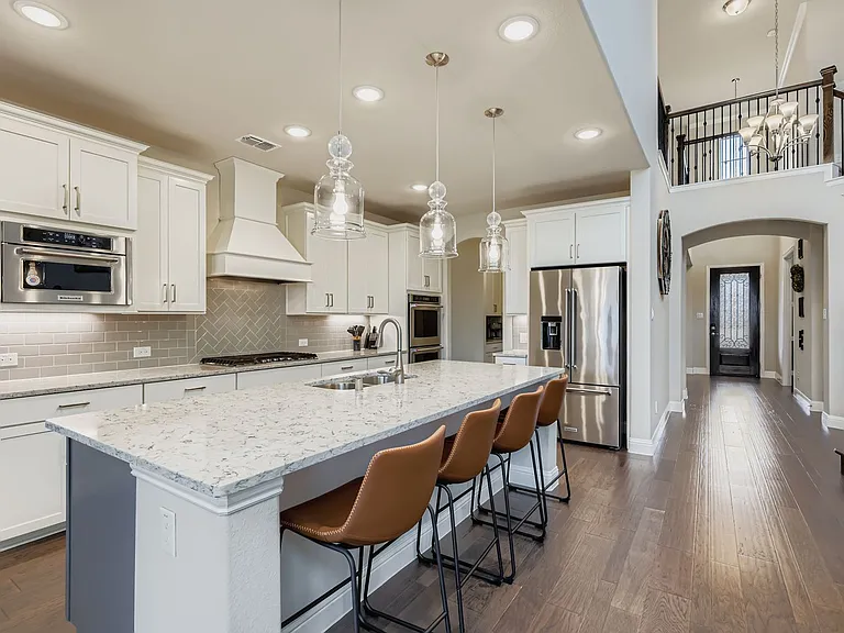 11602 Estrella Ln — Photo 6