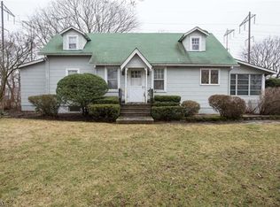 10 Fairview Ave, Edison, NJ 08817