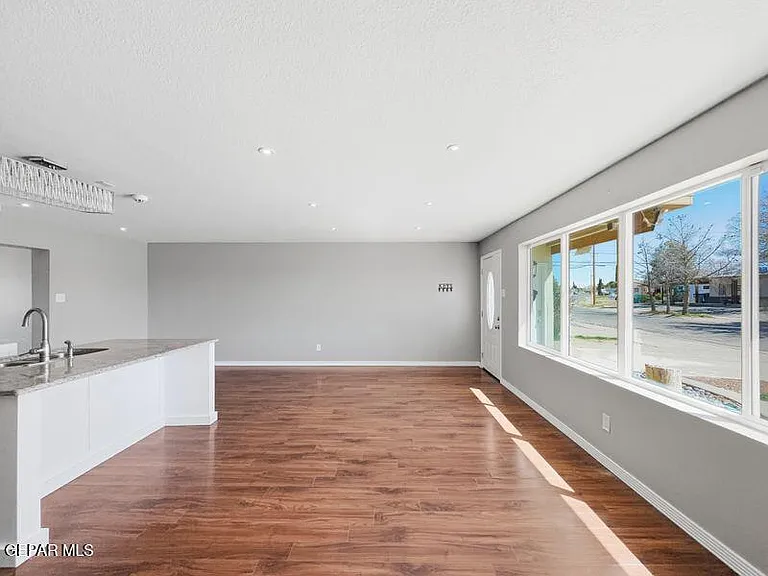 7107 Parkland Dr #1 — Photo 10