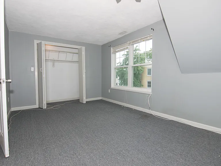 127 Glenville Ave #127 — Photo 32