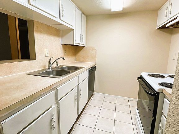 2nd image of 7200 Clarewood Dr APT 1805
