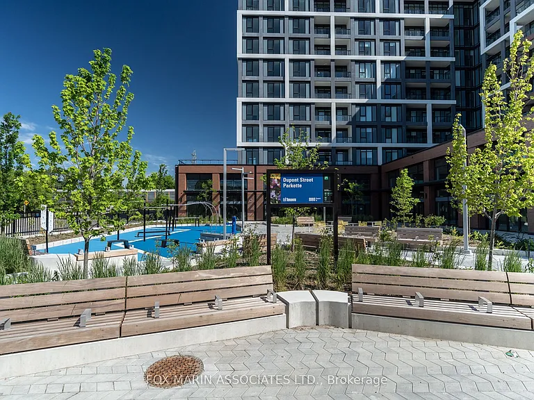 858 Dupont St #806 — Photo 37