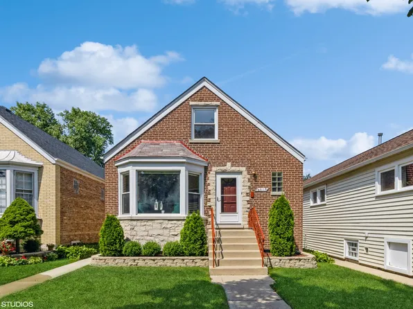 5218 N Moody Ave, Chicago, IL 60630