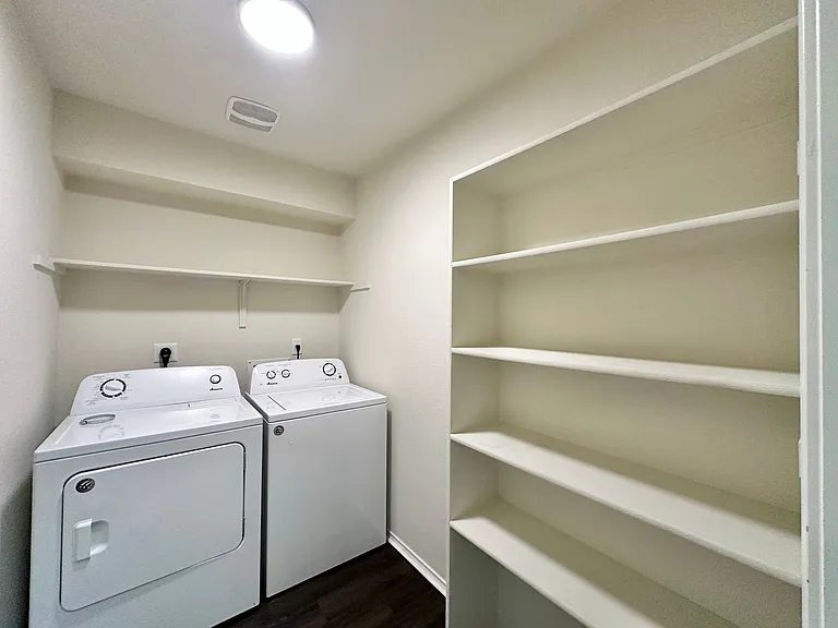 4510 Causeway Ct — Photo 21