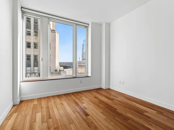 15 William Street image 5 of 17