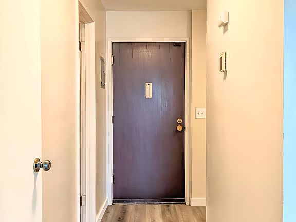 2nd image of 1540 Mississippi St #204
