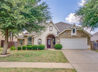 717 Hutchins Dr, Crowley, TX 76036