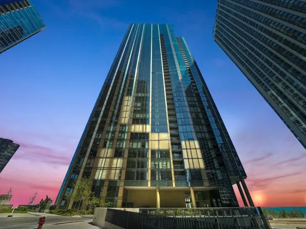211 N Harbor Dr #1001, Chicago, IL 60601