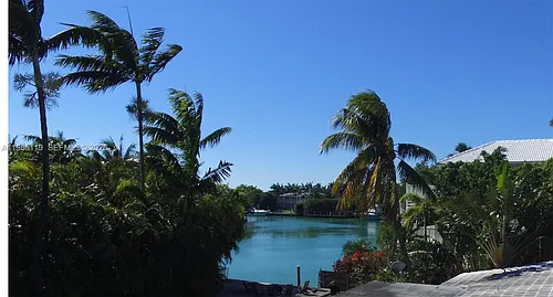 530 Harbor Dr Photo 1