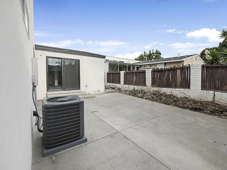 5313 Hewlett Dr — Photo 18