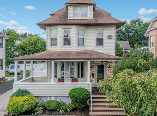 19 Hazelton St, Ridgefield Park, NJ 07660