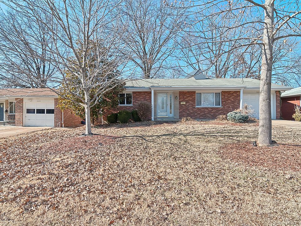 1st image of 2635 Wessex Dr