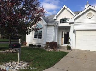 1 Kingston Ct, Monroe, NJ 08831