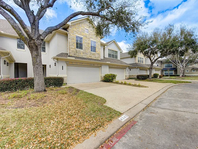 4340 Lake Walk Ct — Photo 4