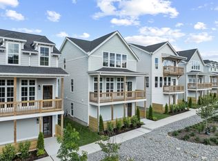 807 Arbor Trace Cir, Nashville, TN 37207